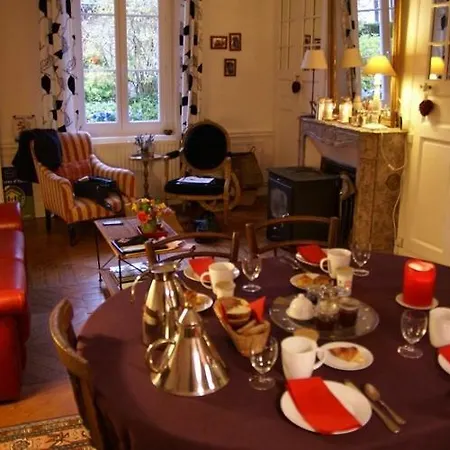 Nocleg ze śniadaniem Chambres D'hotes De La Foulonniere Louviers