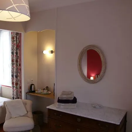 Nocleg ze śniadaniem Chambres D'hotes De La Foulonniere Louviers