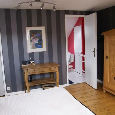 Nocleg ze śniadaniem Chambres D'hotes De La Foulonniere Louviers